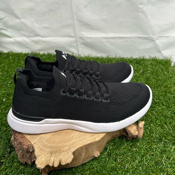 - APL🔴TechLoom Breeze women’s size 5 like new - Picture 6 of 16